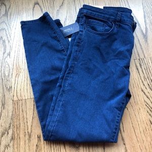 NWT Forever 21 stretchy soft skinny jeans 31